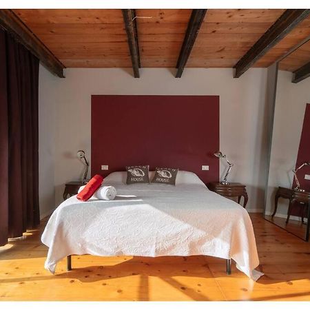 Loft Cianosi - Appartamento Nel Cuore Di Livorno Luaran gambar