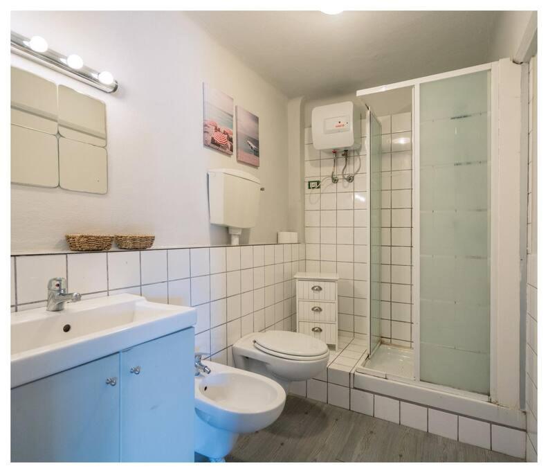 Loft Cianosi - Appartamento Nel Cuore Di Livorno Luaran gambar