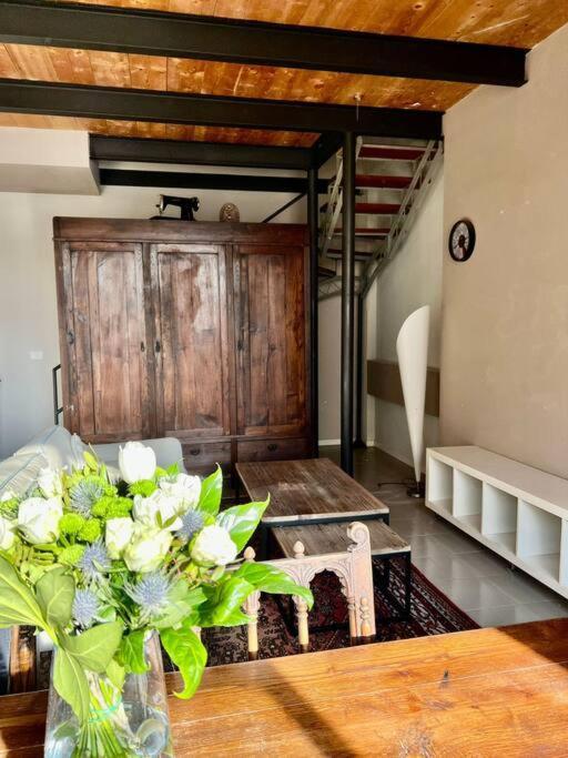 Loft Cianosi - Appartamento Nel Cuore Di Livorno Luaran gambar