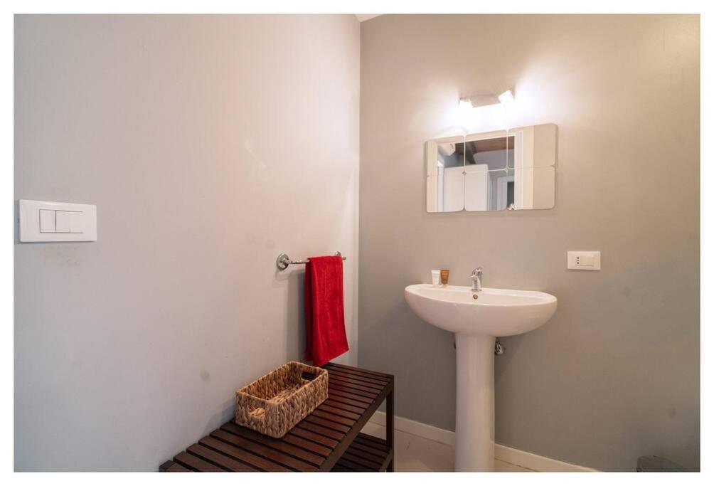 Loft Cianosi - Appartamento Nel Cuore Di Livorno Luaran gambar