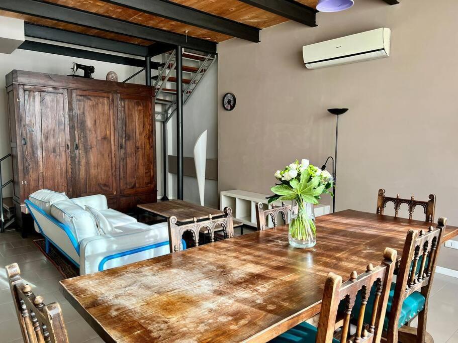 Loft Cianosi - Appartamento Nel Cuore Di Livorno Luaran gambar