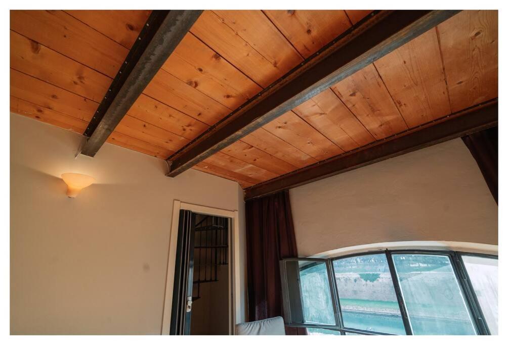 Loft Cianosi - Appartamento Nel Cuore Di Livorno Luaran gambar