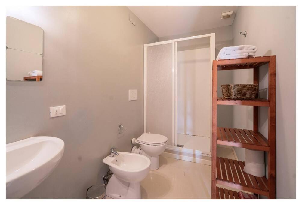 Loft Cianosi - Appartamento Nel Cuore Di Livorno Luaran gambar