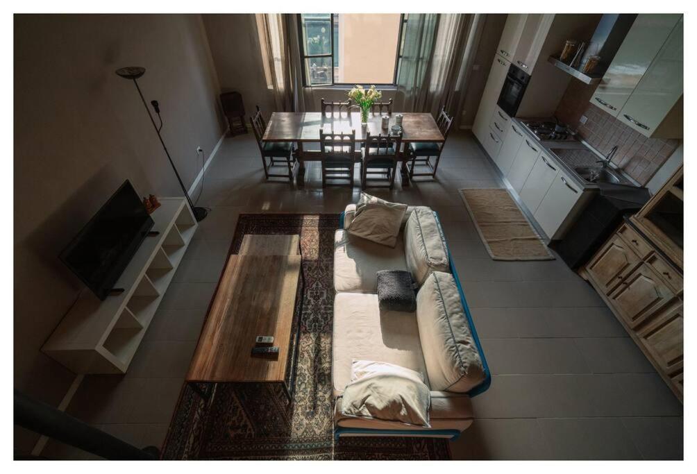 Loft Cianosi - Appartamento Nel Cuore Di Livorno Luaran gambar